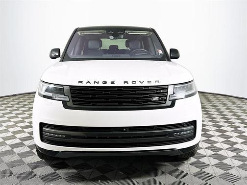 2023 Land Rover Range Rover P530 SE
