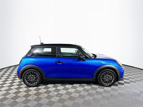 2025 MINI Hardtop Cooper