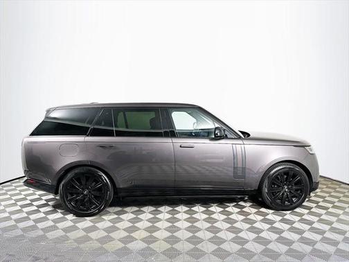 2023 Land Rover Range Rover P400 SE