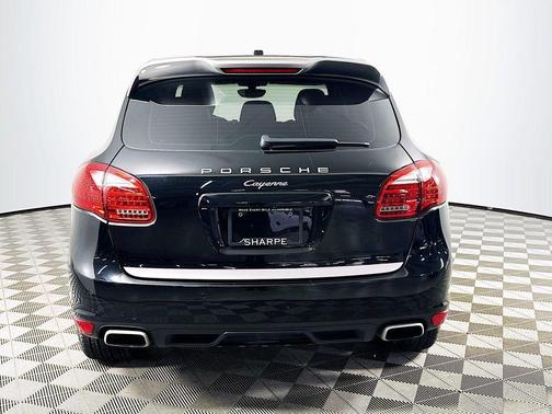 2014 Porsche Cayenne Platinum Edition