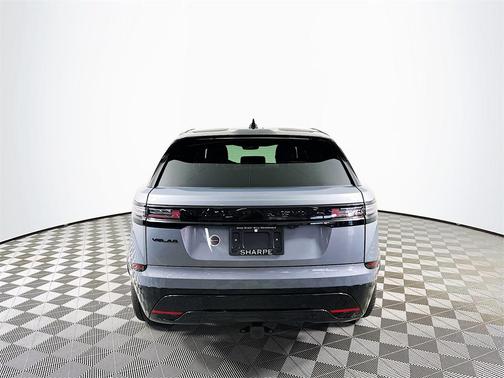 2026 Land Rover Range Rover Velar P250 SE R-Dynamic