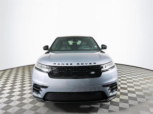 2026 Land Rover Range Rover Velar P250 SE R-Dynamic