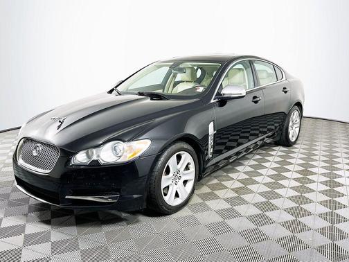 2010 Jaguar XF Luxury