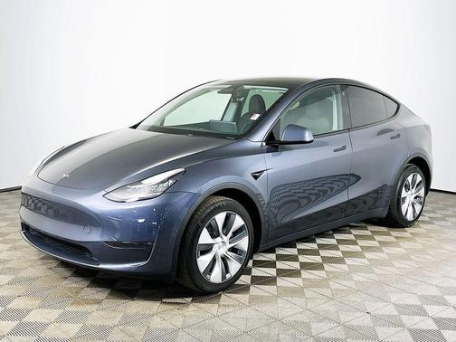 2023 Tesla Model Y Long Range Dual Motor All-Wheel Drive