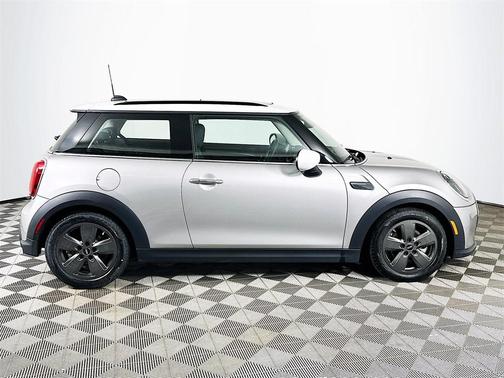 2024 MINI Hardtop Cooper