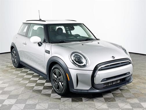 2024 MINI Hardtop Cooper