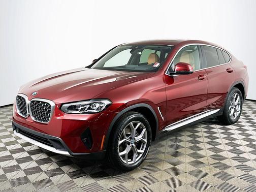 2025 BMW X4 xDrive30i