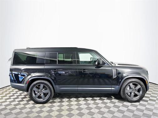 2025 Land Rover Defender 130 P300 S