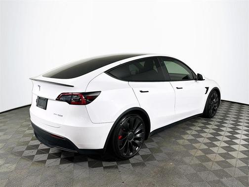 2022 Tesla Model Y Performance Dual Motor All-Wheel Drive