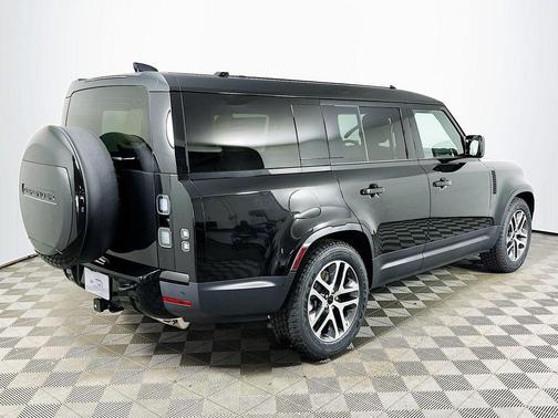 Santorini Black Metallic 2026 Land Rover Defender P300 S