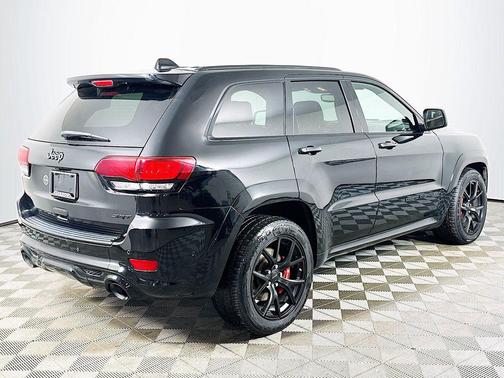 2020 Jeep Grand Cherokee SRT
