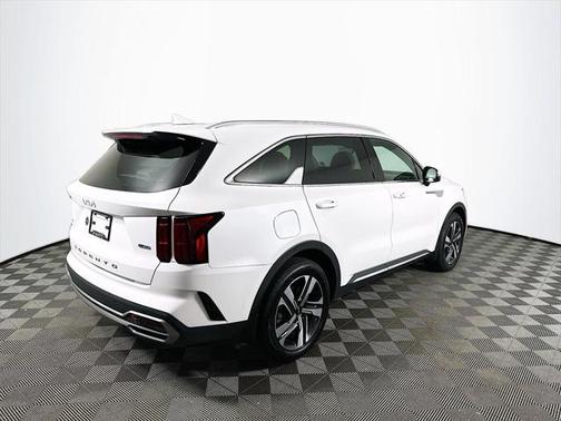 2022 Kia Sorento Plug-In Hybrid SX