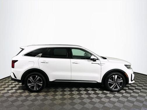 2022 Kia Sorento Plug-In Hybrid SX
