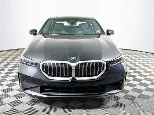 2025 BMW 540 xDrive