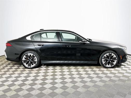 2025 BMW 540 xDrive