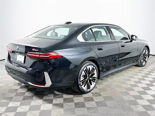 2025 BMW 540 xDrive