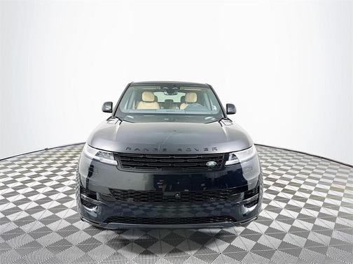 2025 Land Rover Range Rover Sport SE