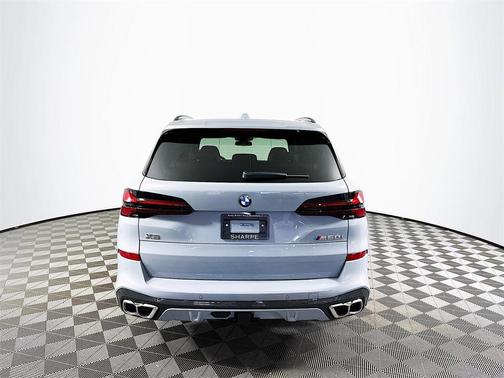 2026 BMW X5 M60i