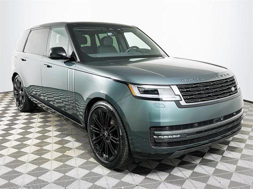 2025 Land Rover Range Rover SE