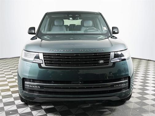 2025 Land Rover Range Rover SE