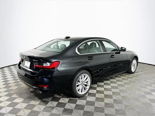 2024 BMW 330 i xDrive