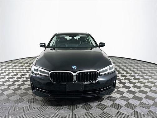 2022 BMW 530e Base