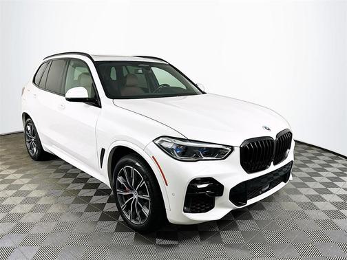 2023 BMW X5 M50i