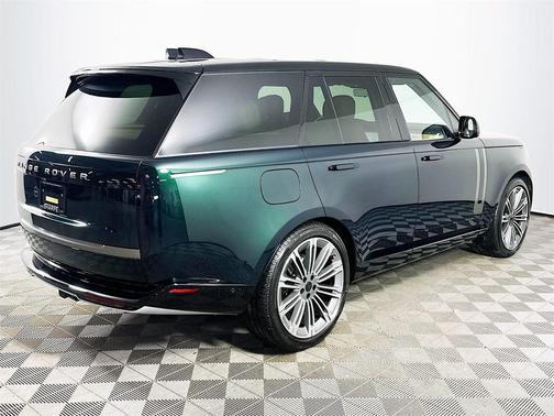 2026 Land Rover Range Rover P400 SE
