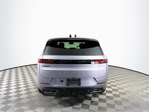 2025 Land Rover Range Rover Sport SE