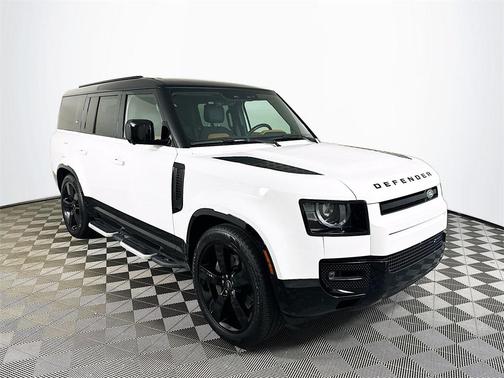 2023 Land Rover Defender 130 X-Dynamic SE