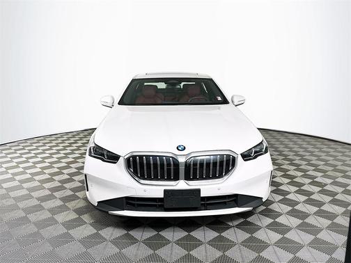 2024 BMW 530 i xDrive
