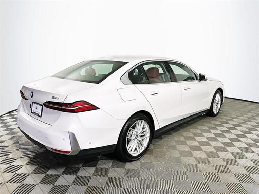 2024 BMW 530 i xDrive