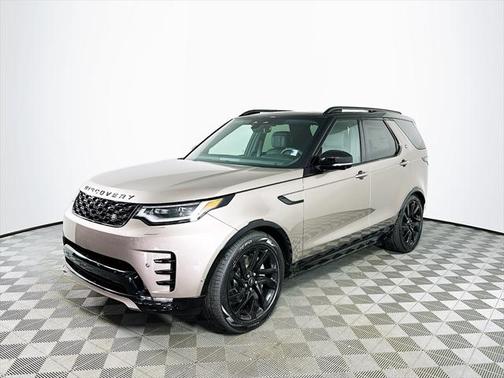 2025 Land Rover Discovery P300 Dynamic SE