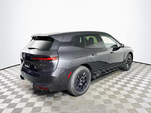 2026 BMW iX xDrive45
