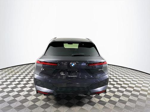 2026 BMW iX xDrive45