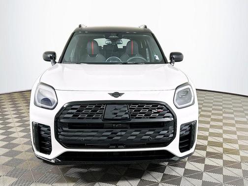 Nanuq White Metallic 2026 MINI Countryman Cooper S ALL4