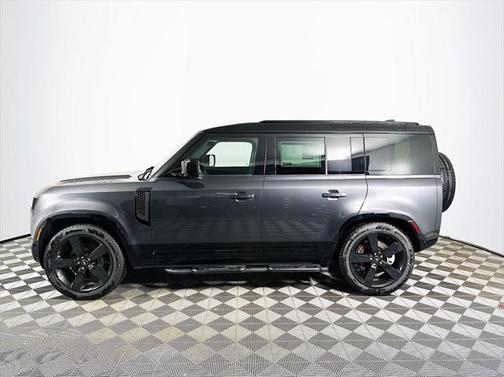 2025 Land Rover Defender 110 P400 X-Dynamic SE