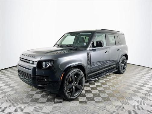 2025 Land Rover Defender 110 P400 X-Dynamic SE