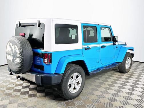Chief Clearcoat 2017 Jeep Wrangler Unlimited Chief Edition 4x4
