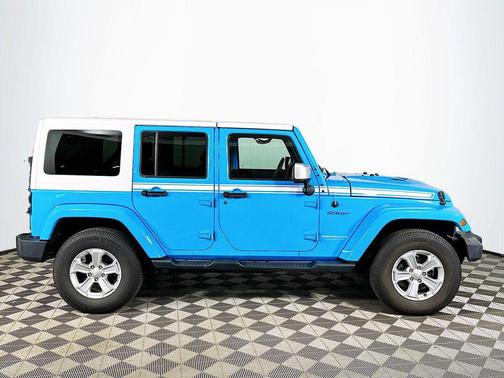 Chief Clearcoat 2017 Jeep Wrangler Unlimited Chief Edition 4x4