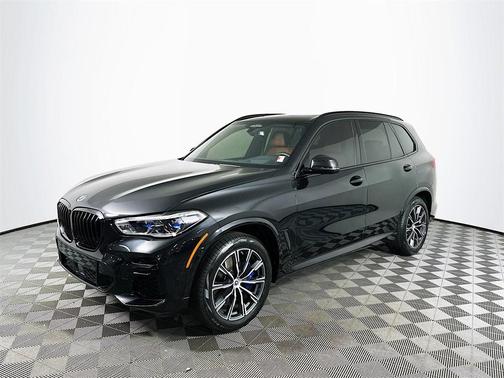 2023 BMW X5 M50i