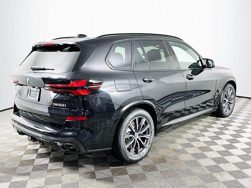 Black Sapphire Metallic 2026 BMW X5 M60i