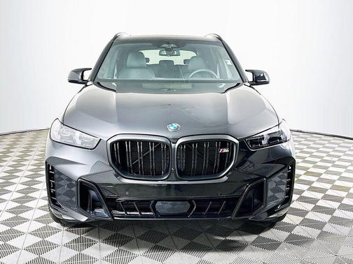 Black Sapphire Metallic 2026 BMW X5 M60i