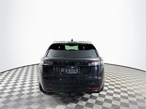 2026 Land Rover Range Rover Velar P250 SE R-Dynamic