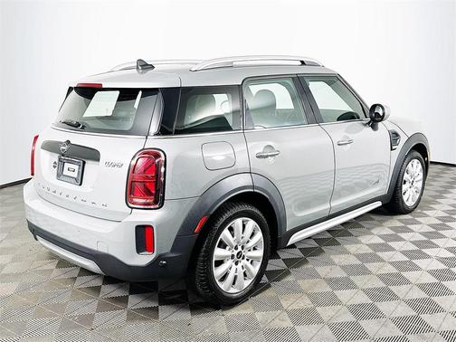 2022 MINI Countryman Oxford Edition