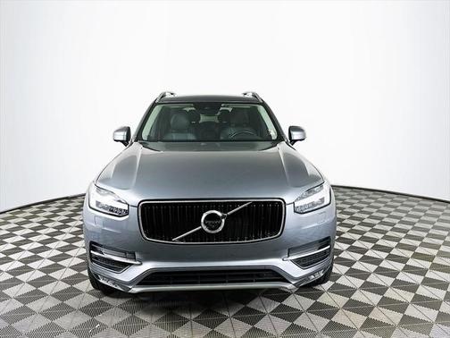 2018 Volvo XC90 T5 Momentum