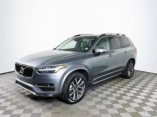2018 Volvo XC90 T5 Momentum
