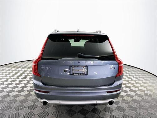2018 Volvo XC90 T5 Momentum