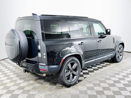 2026 Land Rover Defender P300 S