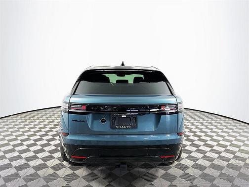 2026 Land Rover Range Rover Velar P250 SE R-Dynamic